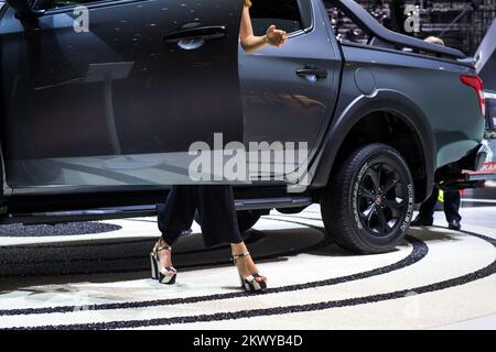 Autoevolution Hostess hostess on a car show Stock Photo - Alamy