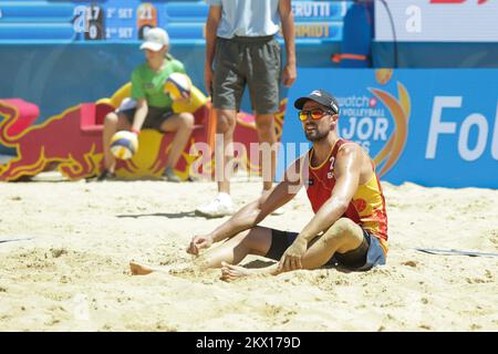 Swatch beach cheap volleyball watch