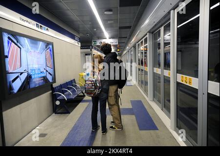 - Milano, la nuova linea 4 della Metropolitana   - Milan, the new Metro 4 line Stock Photo