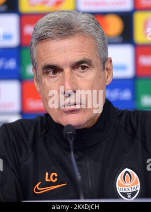 05.11.2019., Zagreb, Croatia - Luis Castro, head coach of FC Shakhtar Donetsk talks to the media during a press conference at Maksimir Stadium on November 05, 2019 in Zagreb, Croatia. FC Shakhtar Donetsk will face GNK Dinamo Zagreb during the UEFA Champions League group C match on November 06, 2019. Photo: Marko Prpic/PIXSELL Stock Photo