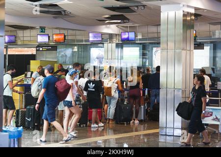 British tourists seen leaving Croatia at Zadar airport in Zadar, Croatia on August 22, 2020. The British authorities put Croatia on the 'red list' of epidemiologically dangerous countries due to the growing number of cases of infection with the new coronavirus. Photo: Marko Dimic/PIXSELL Stock Photo