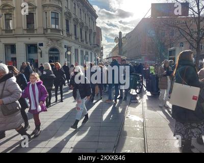 A strong earthquake in central Croatia has killed at least five persons, injured many and caused considerable damage to buildings. The European Mediterranean Seismological Center said a magnitude 6.2 earthquake hit 46 kilometers southeast of capital near town of Petrinja. The earthquake was felt throughout the country and in neighboring Serbia, Bosnia and Slovenia. It was felt as far away as Graz in southern Austria. People ran into the streets in fear in Zagreb, Croatia on December 29, 2020. Photo: Jurica Galoic/PIXSELL  Stock Photo