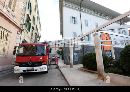 Giant Drazen Petrovic, number 4, basketball jersey of Sibenka basketball club is lifted by a fireman crane at building on the occasion of his 57th birthday in Sibenik , Croatia on October 21, 2021. Photo: Dusko Jaramaz/PIXSELL Stock Photo