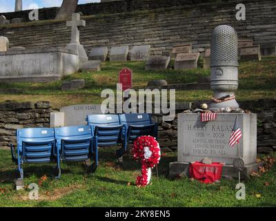 Harry kalas hi-res stock photography and images - Alamy