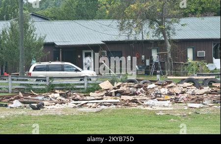 Damged home in Kentucky. Kentucky Severe Storms, Tornadoes, Straight-line Winds, Flooding, Landslides, and Mudslides. Photographs Relating to Disasters and Emergency Management Programs, Activities, and Officials Stock Photo