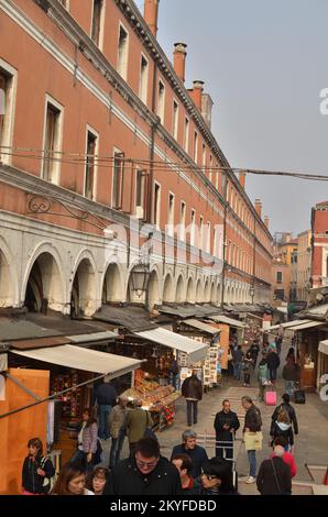 Venice Italy rialto bridge market crouded cityscape Stock Photo