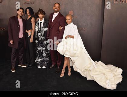 Los Angeles, USA. 30th Nov, 2022. Will Smith and Jada Pinkett Smith walking the red carpet at the premiere for Apple Original Films “Emancipation” at the Regency Village Theatre in Los Angeles, CA on November 30, 2022. (Photo By Scott Kirkland/Sipa USA) Credit: Sipa USA/Alamy Live News Stock Photo