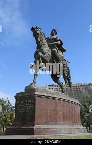 Statue of Amir Temur (1336-1405), Amir Temur Square, Central Tashkent, Tashkent Province, Uzbekistan, Central Asia Stock Photo