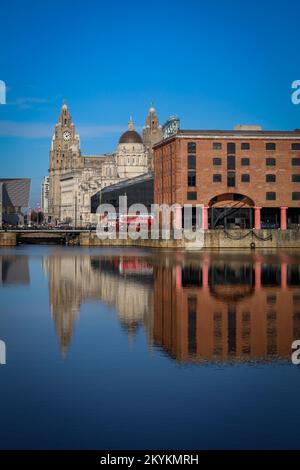 Liverpool Royal Albert Dock, Sunshine, blue sky and water reflection Stock Photo