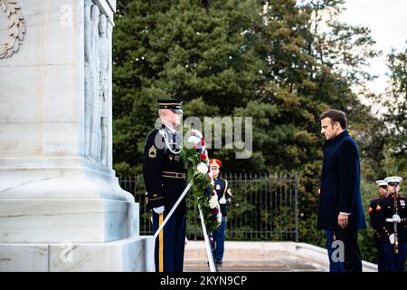 Arlington, United States Of America. 30th Nov, 2022. Arlington, United States of America. 30 November, 2022. French President Emmanuel Macron, right, participates in a full honors wreath-laying ceremony at the Tomb of the Unknown Soldier at Arlington National Cemetery, November 30, 2022 in Arlington, Virginia, USA. Credit: Elizabeth Fraser/U.S. Army/Alamy Live News Stock Photo