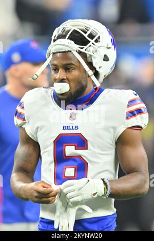 Isaiah McKenzie walks the red carpet at the Sports Illustrated