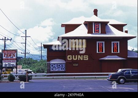 Pawn shop in Bradenton Florida, 1992 Stock Photo