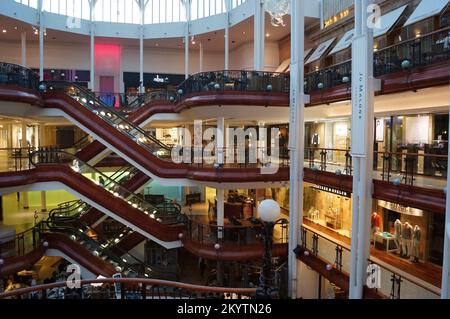 Glasgow, Scotland (UK): Princes Square shopping centre, a view of the internal staircase Stock Photo