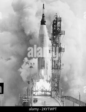 Mercury Atlas 4 View of the launch of Mercury-Atlas 4 (MA-4) spacecraft from Cape Canaveral, Florida.     Image Number: s61-03567  Date: September 13, 1961 Stock Photo