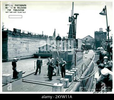 Photograph of the USS Swordfish (SS-193) , Ships, Naval Vessels, Boats, Naval History, Navy Stock Photo