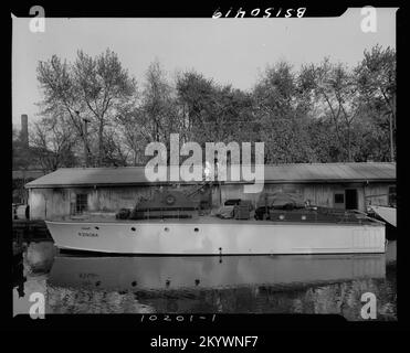 63' ARB , Ships, Naval Vessels, Boats, Naval History, Navy Stock Photo