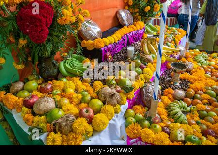 Detail of an ofrenda set up for Day of the Dead or Dia de los Muertos in Oaxaca, Mexico.. Stock Photo