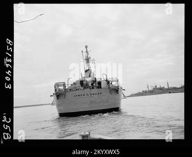 DD-776 James C. Owens , Ships, Naval Vessels, Boats, Naval History, Navy Stock Photo