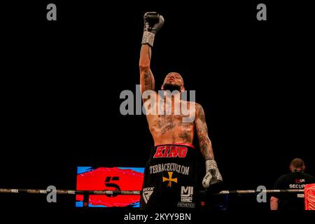 Newcastle, UK. 02nd Dec, 2022. Lyndon Arthur defeats Joel McIntyre ...