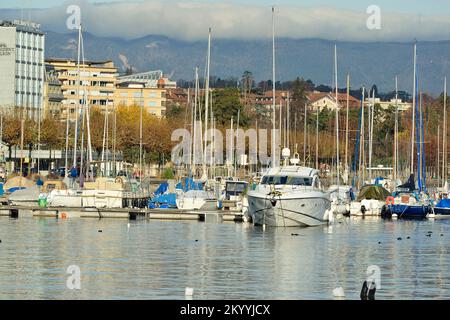 GENEVA, SWITZERLAND - NOVEMBER 19, 2015: view of Geneva. Geneva is the second most populous city in Switzerland, after Zurich. Stock Photo