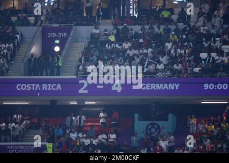 Al Chaur, Qatar. 01st Dec, 2022. Soccer: World Cup, Costa Rica - Germany, Preliminary round, Group E, Matchday 3, Al-Bait Stadium, The score of 2 - 4 is displayed. Credit: Tom Weller/dpa/Alamy Live News Stock Photo