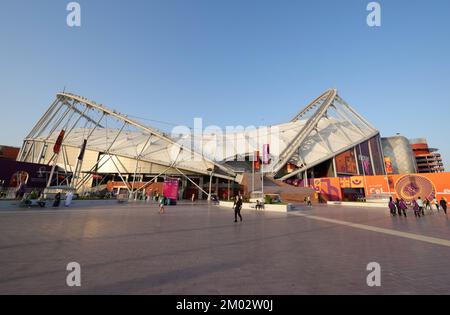 A view outside the stadium before the FIFA World Cup round of 16 match at the Khalifa International Stadium in Al Rayyan, Qatar. Picture date: Saturday December 3, 2022. Stock Photo