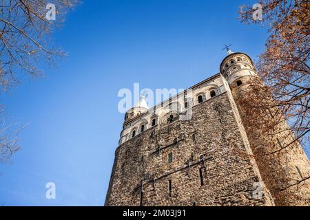 Picture of the basilica of our lady, or basiliek van onze lieve vrouwe in Maastricht, Netherlands. The Basilica of Our Lady is a Romanesque church in Stock Photo