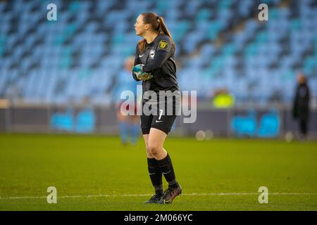 Manchester, UK. 4th December 2022. Megan Walsh #1 of Brighton & Hovev during the Barclays FA Women's Super League match between Manchester City and Brighton and Hove Albion at the Academy Stadium, Manchester on Sunday 4th December 2022. (Credit: Mike Morese | MI News) Credit: MI News & Sport /Alamy Live News Stock Photo