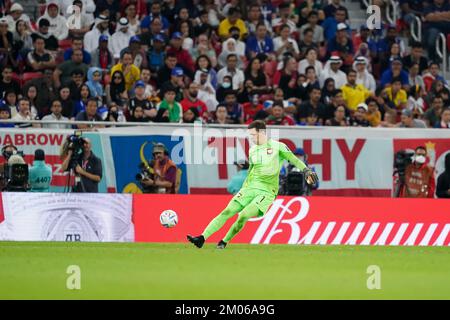 DOHA, QATAR - DECEMBER 4: Player of Poland Wojciech Szczęsny passes the ball during the FIFA World Cup Qatar 2022 Round of 16 match between France and Poland at Al Thumama Stadium on December 4, 2022 in Doha, Qatar. (Photo by Florencia Tan Jun/PxImages) Stock Photo