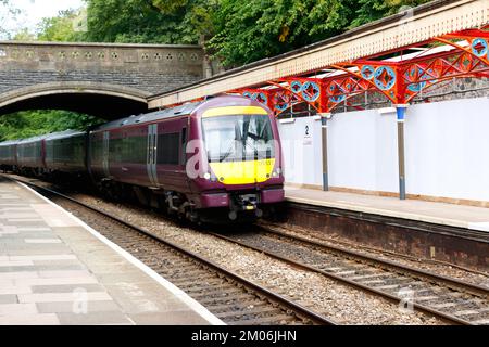 British Rail Class 170 Turbostar  British diesel multiple unit DMU passenger train pulling intp Great Malvern railway station UK west midlands railway Stock Photo