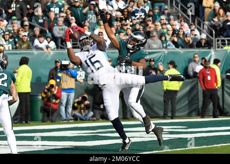 Philadelphia Eagles' Josiah Scott (33) runs during the first half of an NFL  football game against the Philadelphia Eagles, Sunday, Nov. 27, 2022, in  Philadelphia. (AP Photo/Matt Slocum Stock Photo - Alamy