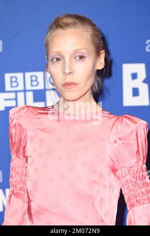 Old Billingsgate, London, UK. 4th December 2022: Antonia Campbell-Hughes  attends the 25th British Independent Film Awards. Credit: See Li/Picture Capital/Alamy Live News Stock Photo