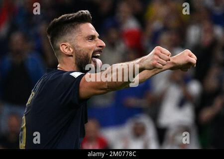 DOHA (QATAR), 04/12/2022 - WORLD CUP/FRANCE vs POLAND - GIROUD Olivier from France in the match between France vs Poland, for the round of 16 of the World Cup Qatar 2022/Fifa, at Al Thumama Stadium, in Doha, this Sunday (04). Photo by Alexandre Brum/Ag. frame 31119 (Alexandre Brum/Ag. Enquadrar/SPP) Credit: SPP Sport Press Photo. /Alamy Live News Stock Photo