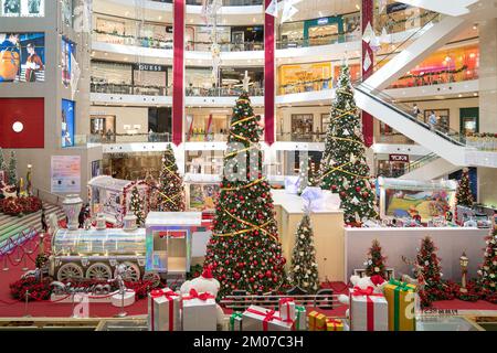 Kuala Lumpur, Malaysia: Dec 1st, 2022: Christmas decoration in Pavilion Kuala Lumpur. A famous destination for shoppers and tourists. Stock Photo