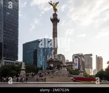 Architectural detail of The Angel of Independence, a victory column on a roundabout on the major thoroughfare of Paseo de la Reforma in Mexico City Stock Photo