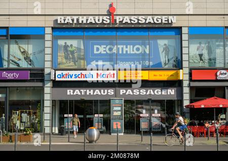 Rathauspassagen, Alexanderplatz, Mitte, Berlin, Deutschland Stock Photo