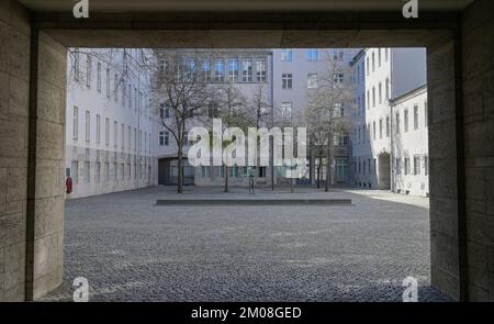 Bundesministerium der Verteidigung, Bendlerblock, Gedenkstätte Deutscher Widerstand, Stauffenbergstraße, Tiergarten, Mitte, Berlin, Deutschland Stock Photo