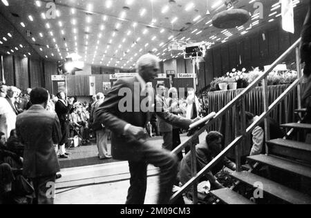 The meeting of the Landsmannschaft Schlesien der Vertriebenenverbaende on 16 May 1975 in the Grugahalle in Essen. Herbert Hupka, Germany, Europe Stock Photo