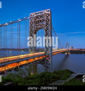 GEORGE WASHINGTON BRIDGE (©CASS GILBERT 1931) LOW TIDE HUDSON RIVER ...