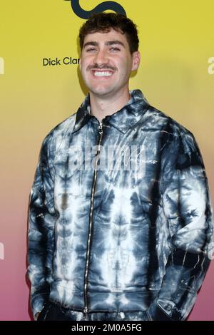 Beverly Hills, USA. 04th Dec, 2022. LOS ANGELES - DEC 4: Airrack at the 2022 Streamy Awards at Beverly Hilton Hotel on December 4, 2022 in Beverly Hills, CA (Photo by Katrina Jordan/Sipa USA) Credit: Sipa USA/Alamy Live News Stock Photo