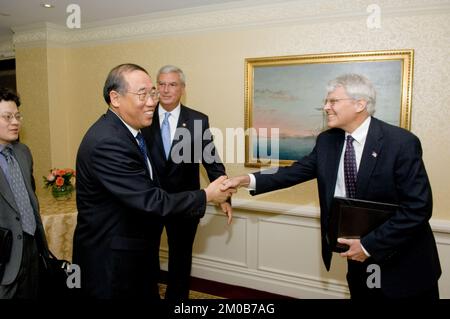 Office of the Administrator (Stephen L. Johnson) - Lunch with National Development and Reform Commission (NDRC, China) , Environmental Protection Agency Stock Photo