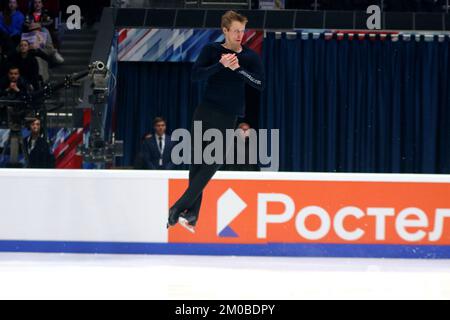 Saint Petersburg, Russia. 04th Dec, 2022. Alexander Samarin performs during the 2022 Russian Figure Skating Championships at Yubileyny Sports Palace. Credit: SOPA Images Limited/Alamy Live News Stock Photo