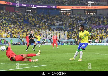 DOHA, 05-12-2022, Stadium , World Cup 2022 in Qatar , Round of 16, game  between Brazil and South Korea, Brazil player Vinicius Junior celebrating  his goal 1-0 (Photo by Pro Shots/Sipa USA Stock Photo - Alamy