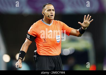 doha, Qatar, 06/12/2022, AL WAKRAH - Referee Ismail Elfath during the FIFA World Cup Qatar 2022 round of 16 match between Japan and Croatia at Al Janoub Stadium on December 5, 2022 in Al Wakrah, Qatar. AP | Dutch Height | MAURICE OF STONE Stock Photo