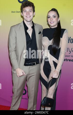 LOS ANGELES - DEC 4:  Jesse Riedel, Christina Trexler at the 2022 Streamy Awards at Beverly Hilton Hotel on December 4, 2022 in Beverly Hills, CA Stock Photo