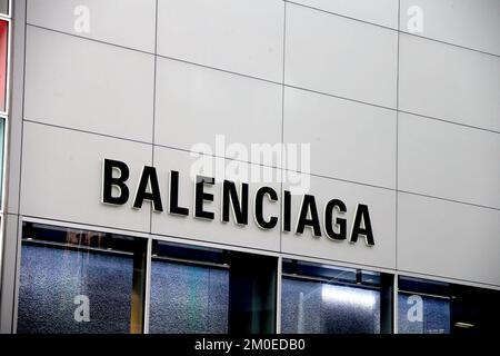 balenciaga 5th ave