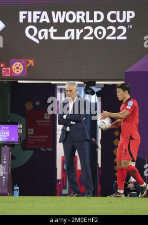 Coach of Brazil Tite during the FIFA World Cup 2022, Round of 16 football match between Brazil and Korea Republic on December 5, 2022 at Stadium 974 in Doha, Qatar - Photo: Jean Catuffe/DPPI/LiveMedia Stock Photo