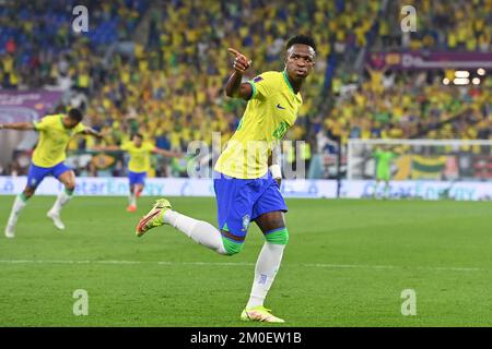 goaljubel VINICIUS JUNIOR (BRA) after goal to 1-0, jubilation, joy, enthusiasm, action, single action, single image, cut out, full body shot, whole figure round of sixteen, game 54, Brazil (BRA) - South Korea (KOR ) on 05.12.2022, Stadium 974 Football World Cup 20122 in Qatar from 20.11. - 18.12.2022 ? Stock Photo