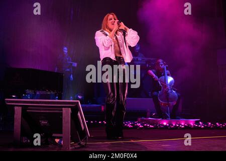 Naples, Italy. 05th Dec, 2022. Noemi is an Italian singer-songwriter who performs at Teatro Bellini. (Photo by Francesco Cigliano/Pacific Press) Credit: Pacific Press Media Production Corp./Alamy Live News Stock Photo
