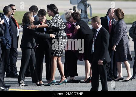 US first lady Michelle Obama arrives at Copenhagen Airport, Denmark. During her visit she will visit the american embassy, meet the members of the International Olympic Commitee. Stock Photo